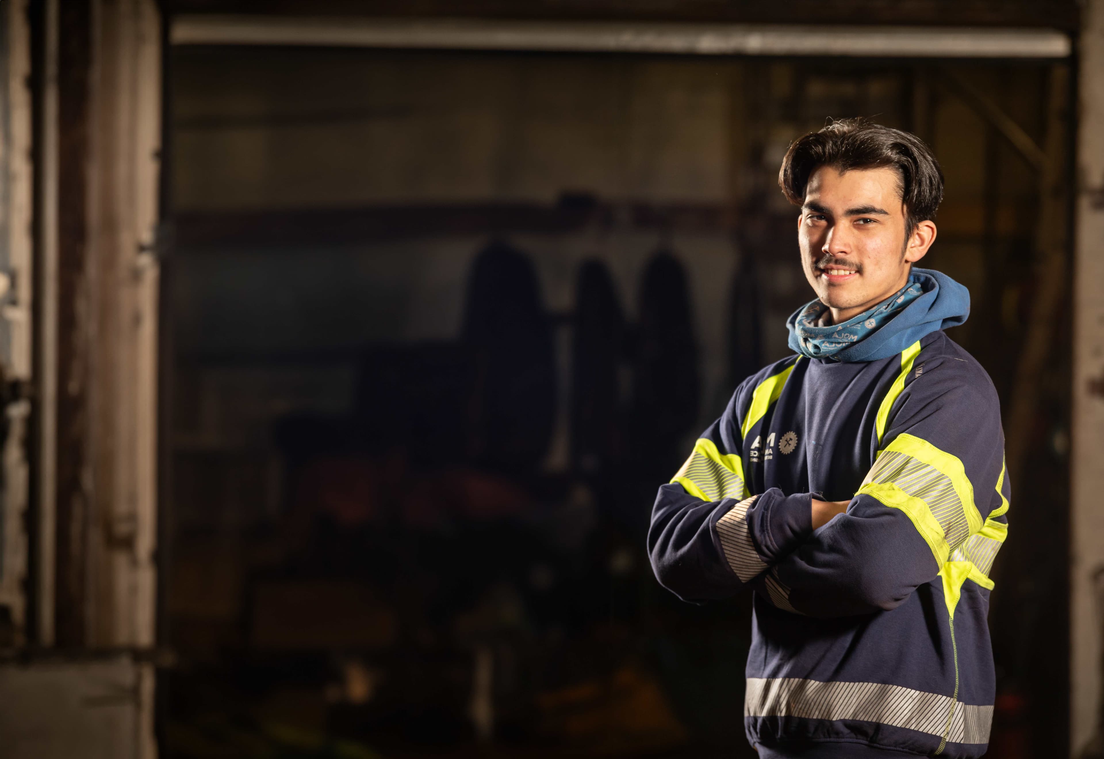 MOLA ansatt i arbeidsklær